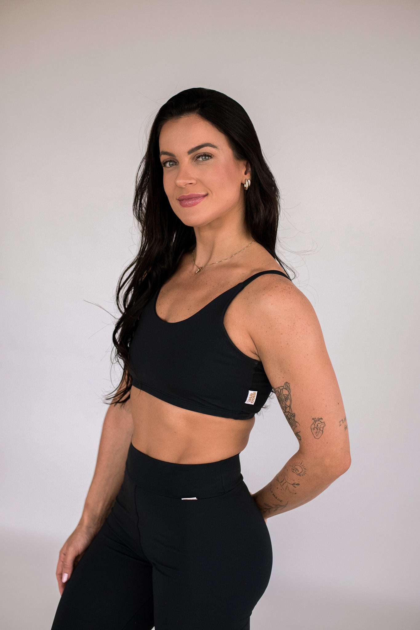 Top Basic Black