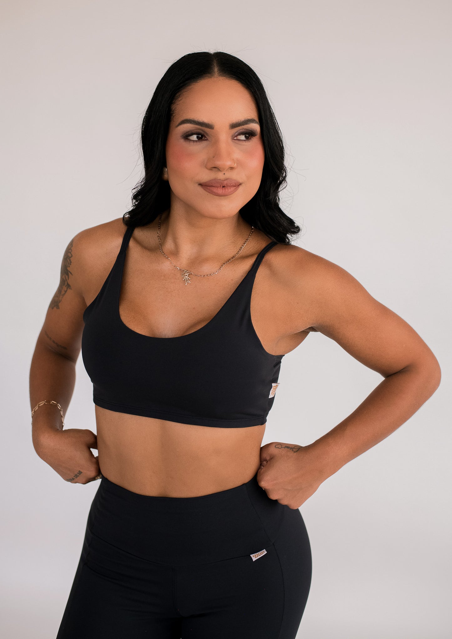 Top Basic Black