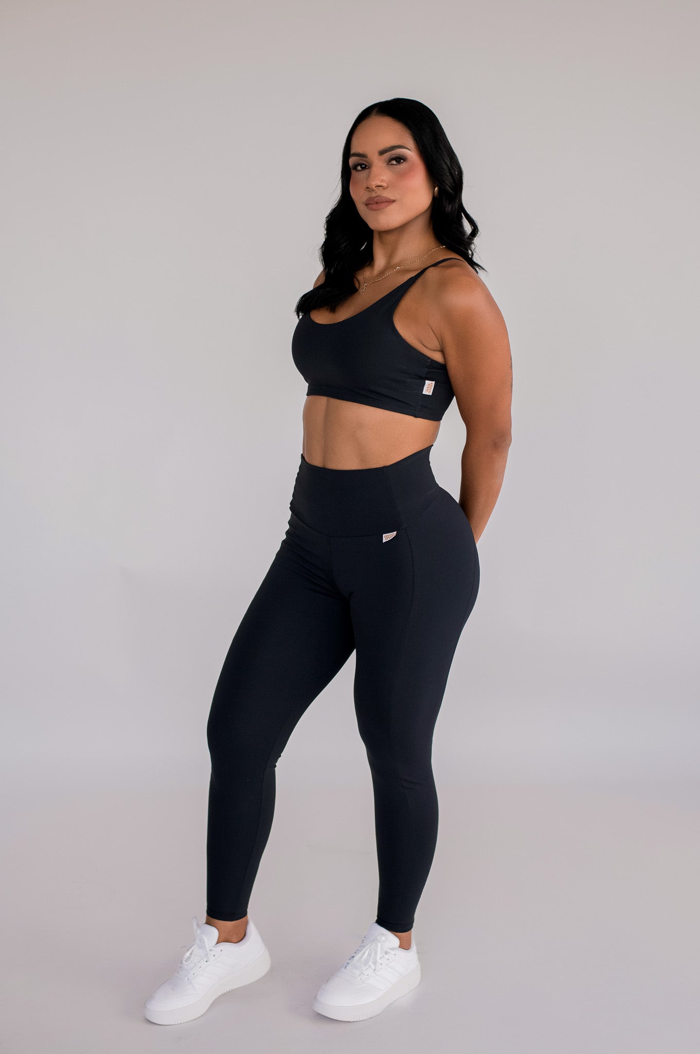 Top Basic Black