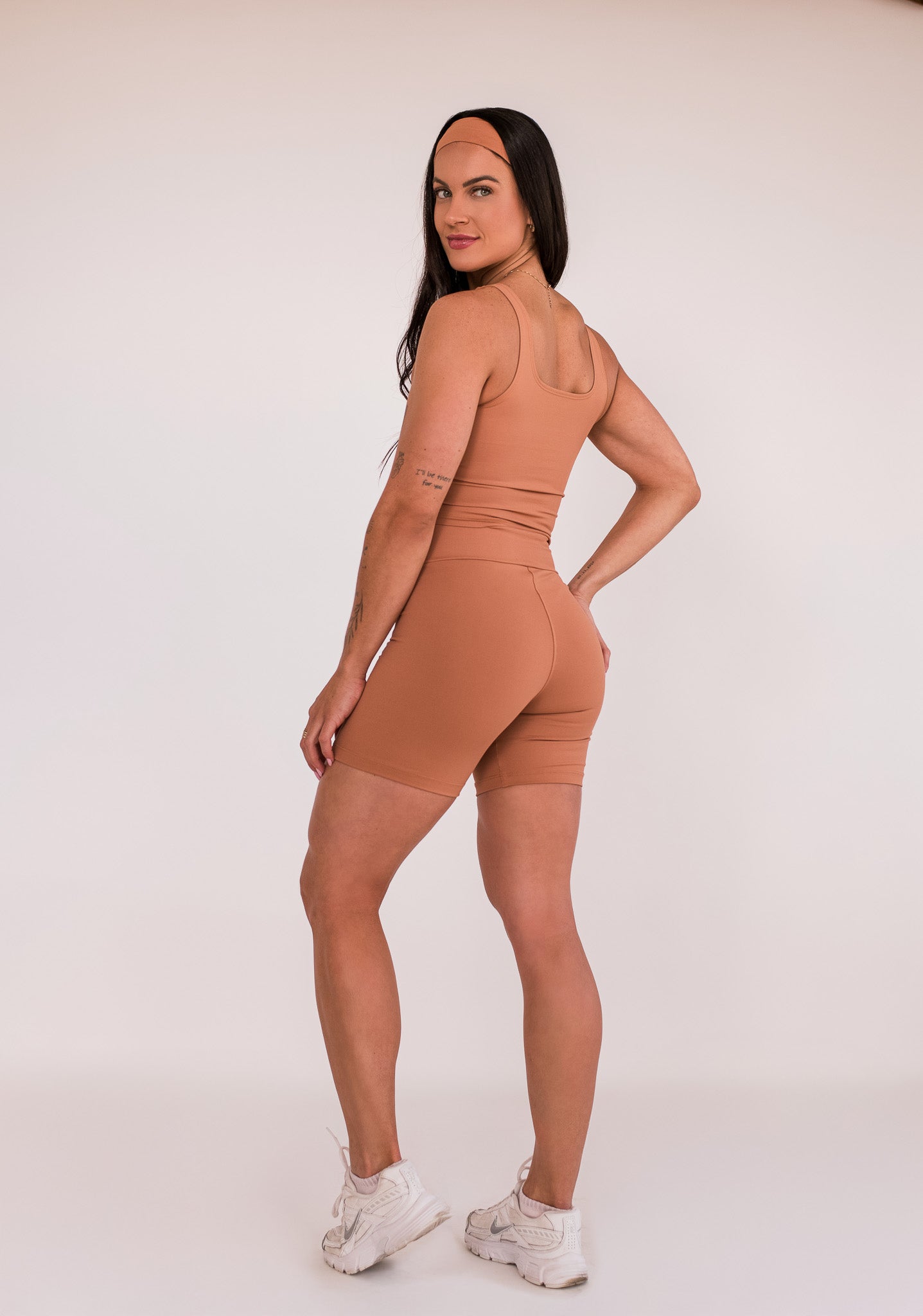 Short Basic Avelã