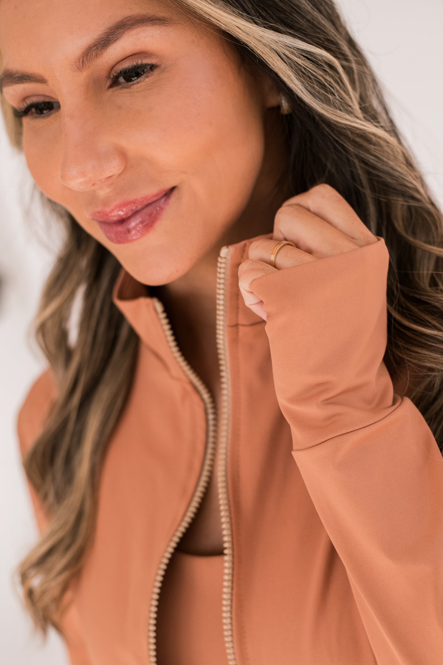 Casaquinho Essential Avelã *(PRÉ VENDA)*