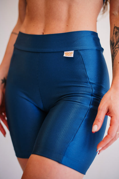 Short biker com bolso onyx