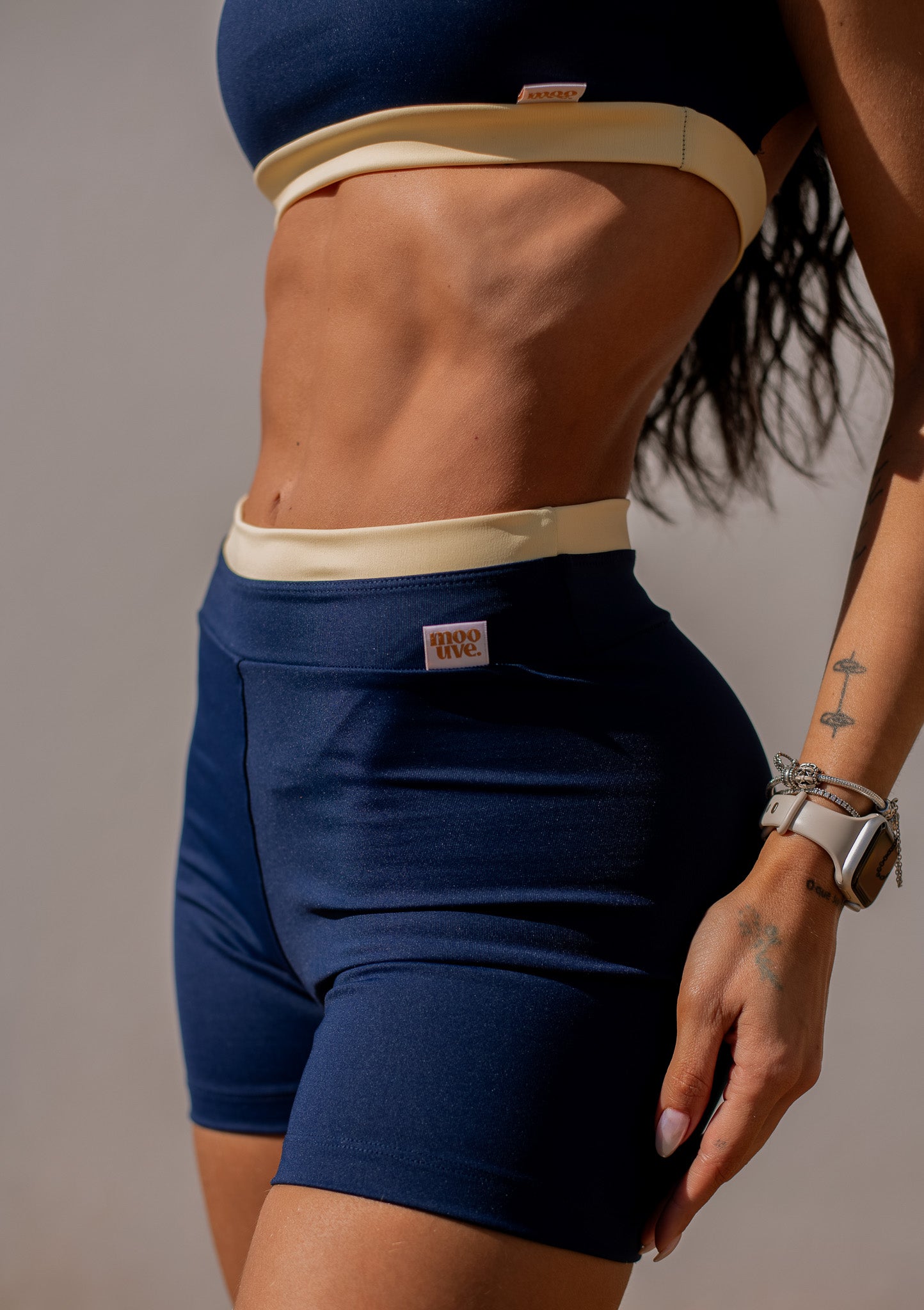 Short basic azul marinho/amarelo